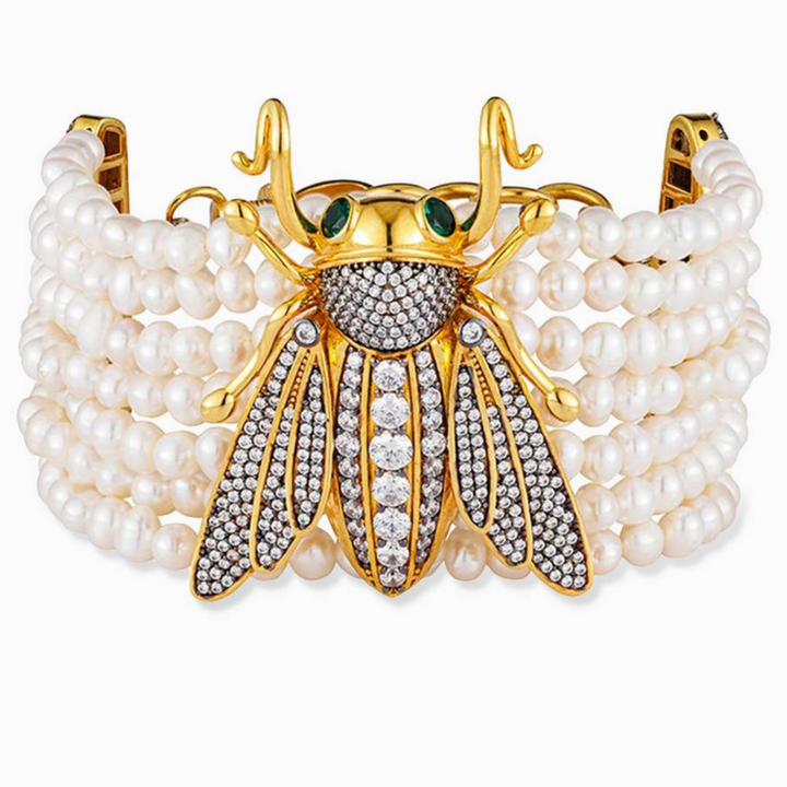 BEGUM KHAN Bee Romanov Pearl Bracelet in 24kt Gold-plated Bronze
