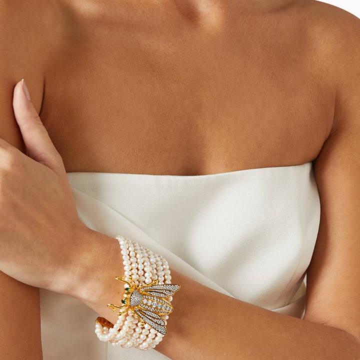 BEGUM KHAN Bee Romanov Pearl Bracelet in 24kt Gold-plated Bronze